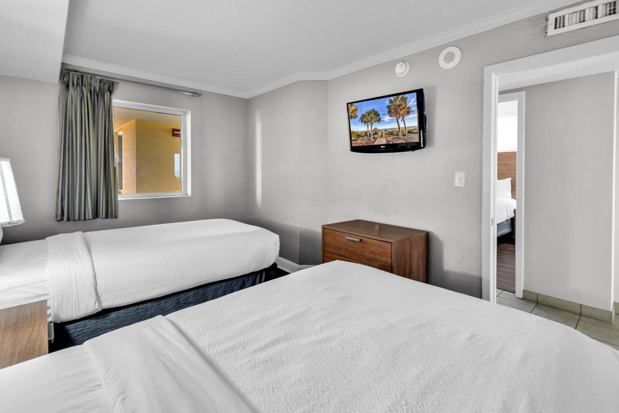 Camelot By The Sea Hotel Myrtle Beach Exterior photo